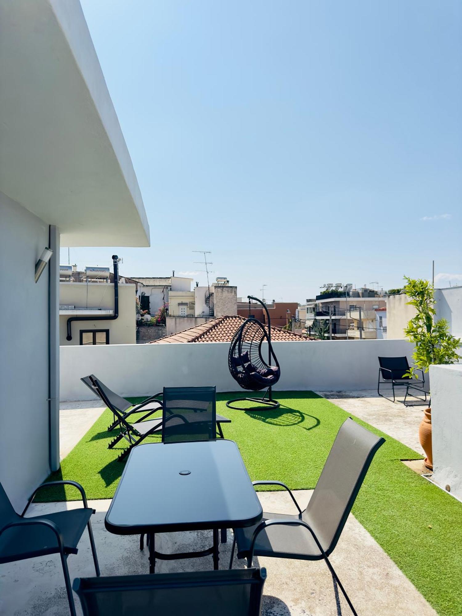Yuna Penthouse, 100Sqm Private Rooftop Terrasse, Acropolis By Foot Athen Exterior foto